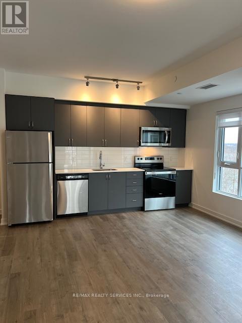 610 - 56 Lakeside Terrace, Barrie, Ontario  L4M 7B9 - Photo 6 - S12196921