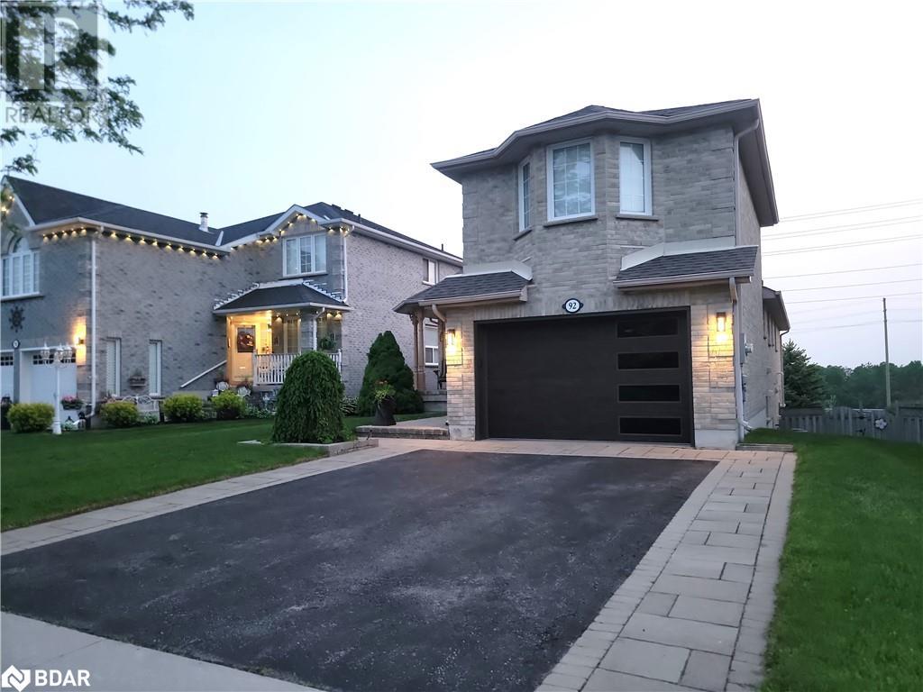 92 SUNDEW Drive, Barrie, Ontario