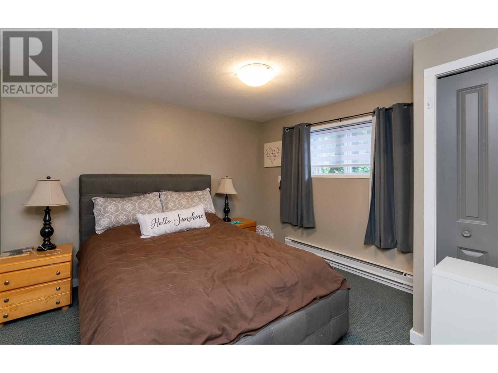 402 Coach Road, Sicamous, British Columbia  V0E 2V2 - Photo 41 - 10350721