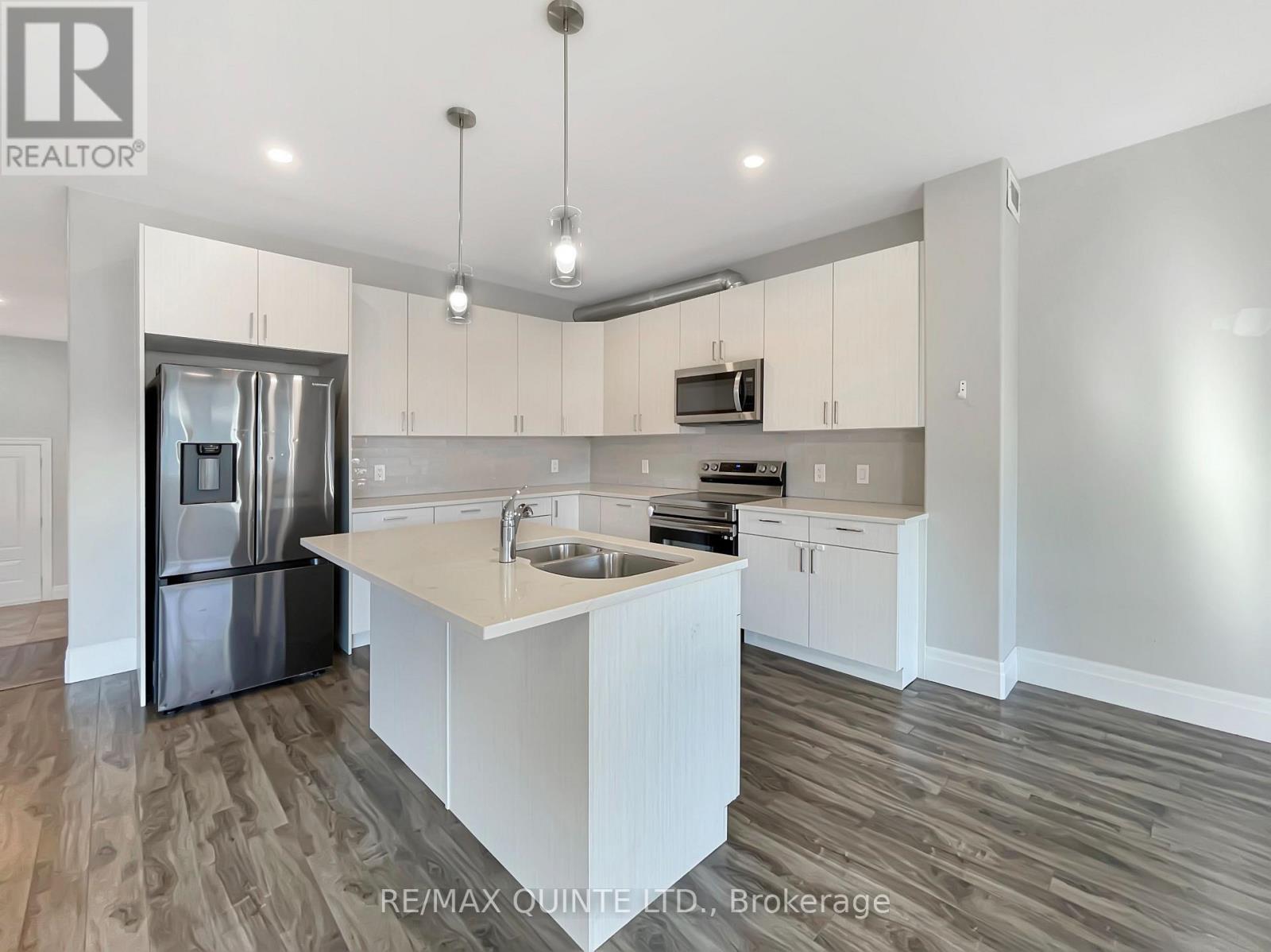 20 Allen Street, Prince Edward County, Ontario  K0K 2T0 - Photo 13 - X12196976