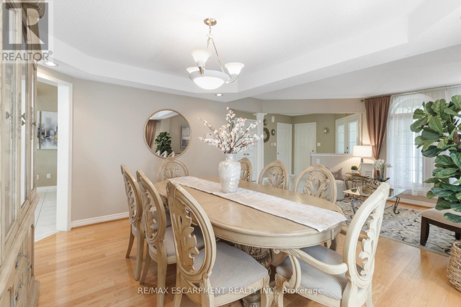 5414 Kinglet Avenue, Mississauga, Ontario  L5V 2C8 - Photo 12 - W12196945