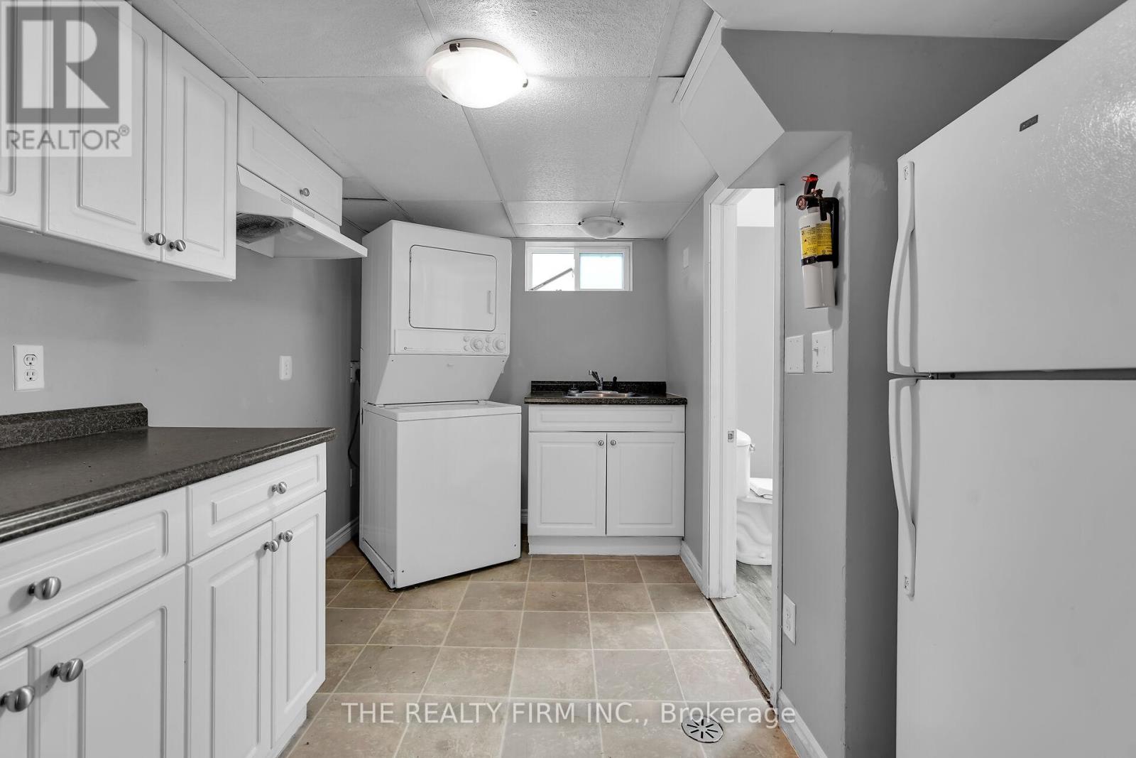 95 Edgar Drive, London North, Ontario  N6G 1K3 - Photo 24 - X12196977