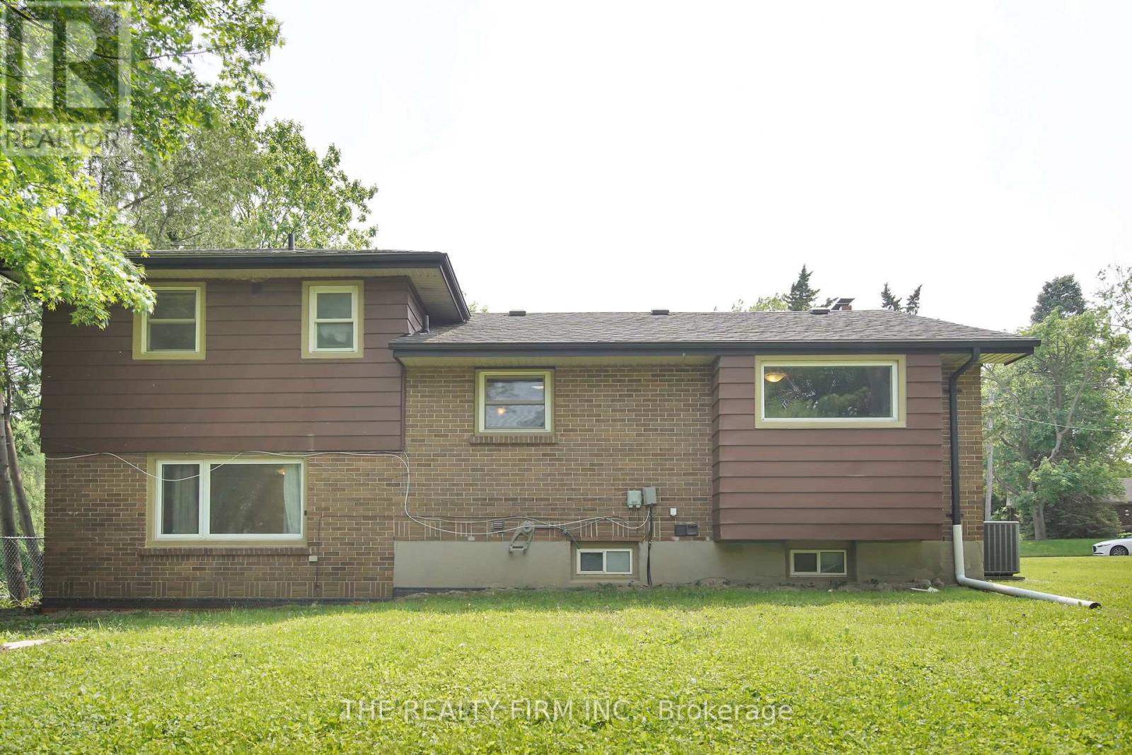 95 Edgar Drive, London North, Ontario  N6G 1K3 - Photo 35 - X12196977