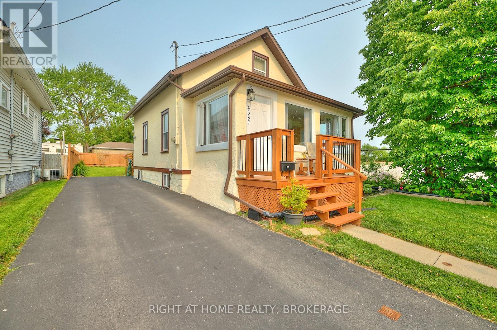 Property at 4367 HOMEWOOD AVENUE image 1