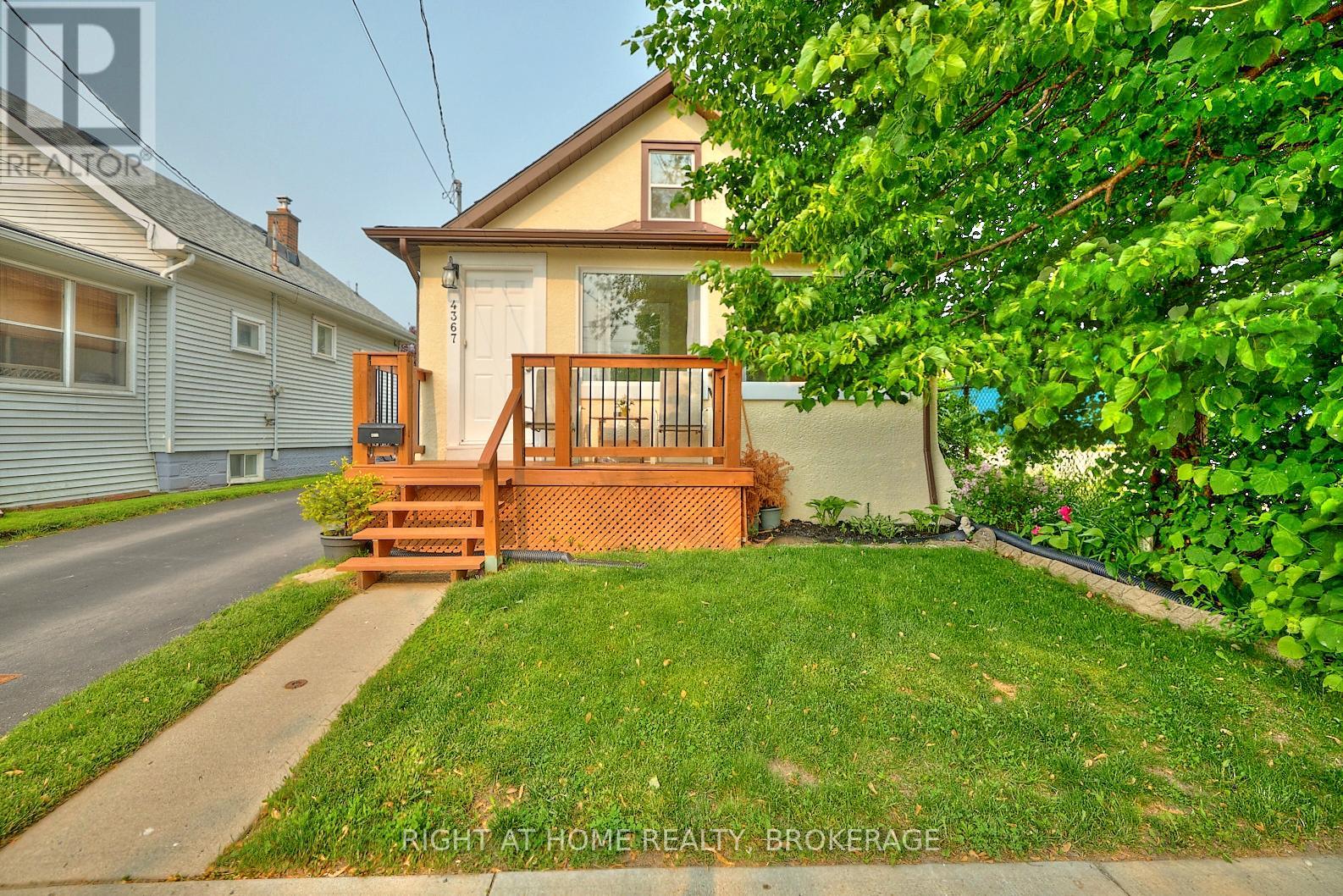 Property at 4367 HOMEWOOD AVENUE image 3