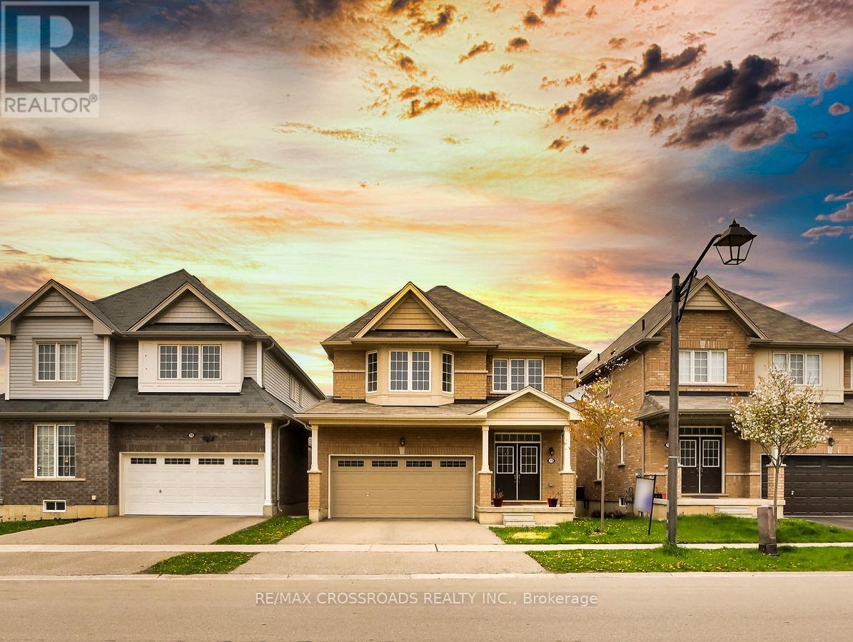 74 LONGBOAT RUN W ROAD, Brantford, Ontario