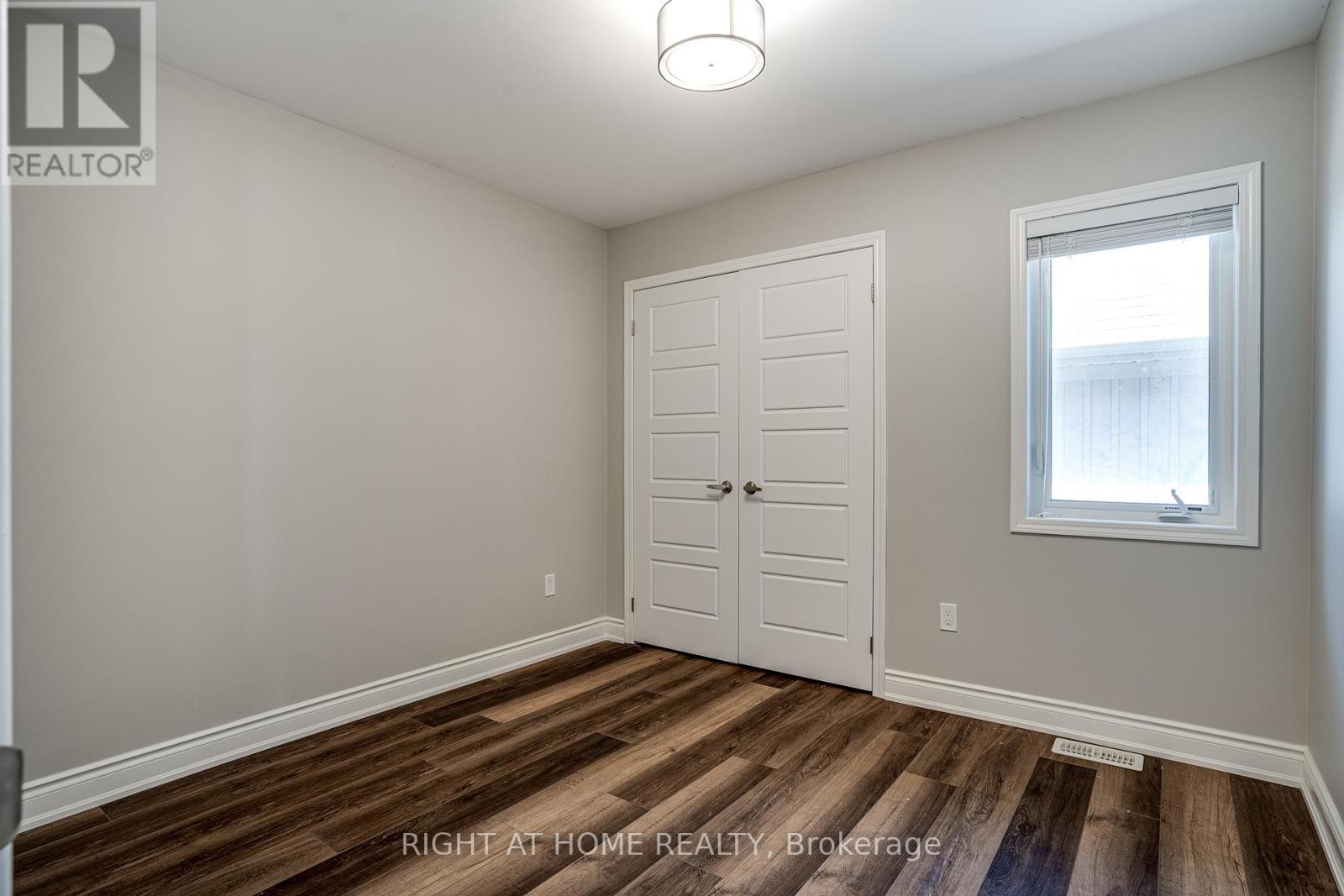 227 Thompson Road, Haldimand, Ontario  N3W 0C4 - Photo 32 - X12196928