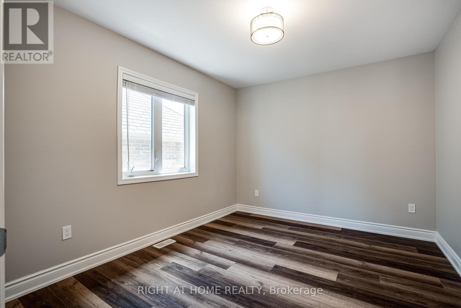 227 Thompson Road, Haldimand, Ontario  N3W 0C4 - Photo 34 - X12196928