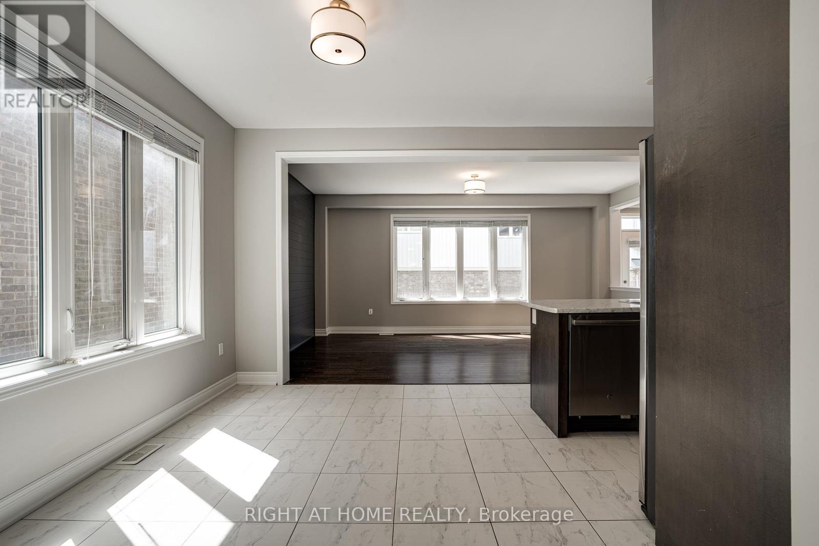 227 Thompson Road, Haldimand, Ontario  N3W 0C4 - Photo 6 - X12196928