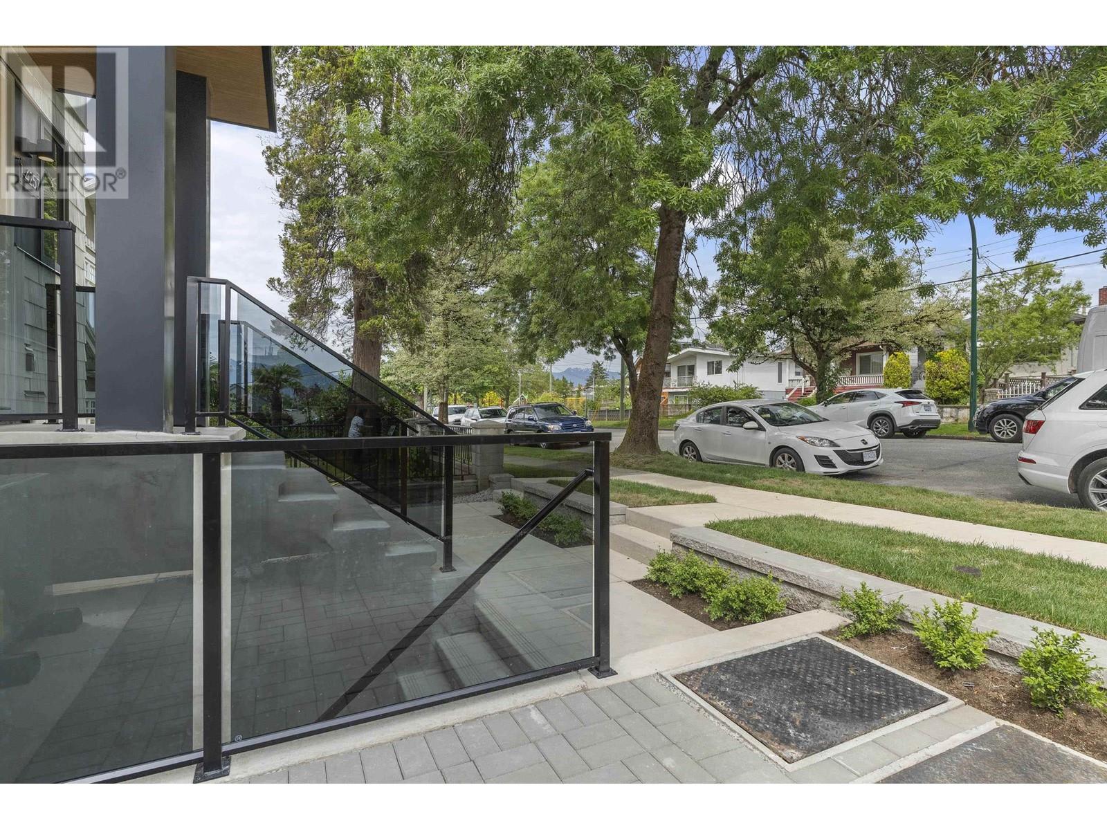 Property at 1 4257 BEATRICE STREET image 5