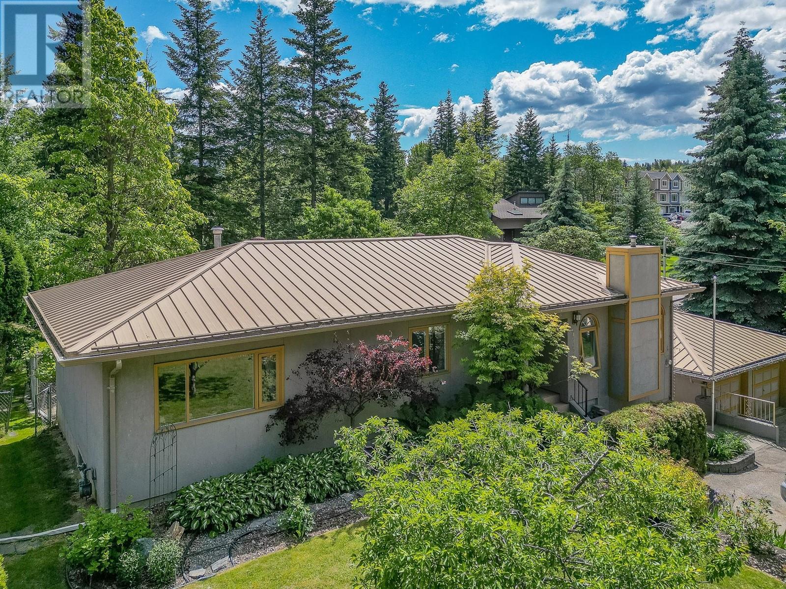 1180 18 Street Ne, Salmon Arm, British Columbia  V1E 2T4 - Photo 4 - 10345465