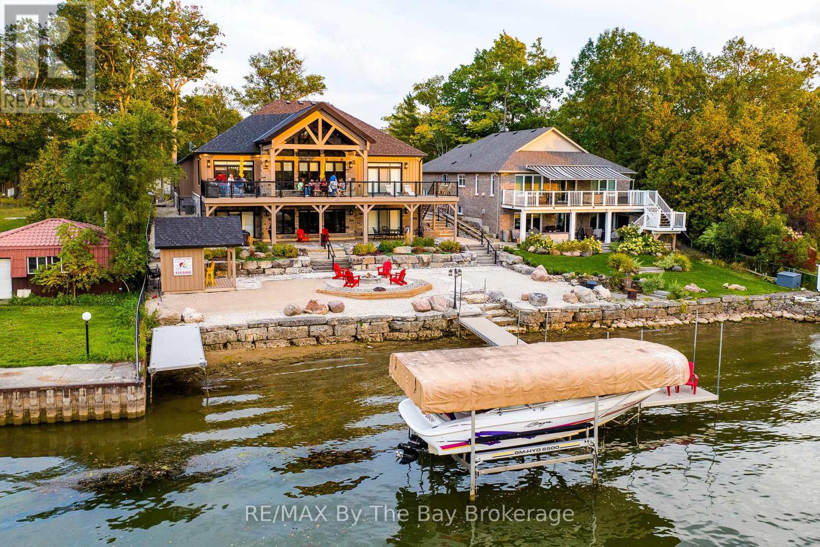18 Edgewater Road, Wasaga Beach, Ontario  L9Z 2W3 - Photo 44 - S12196962
