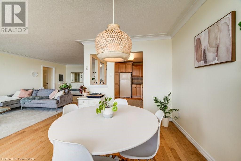 65 Westmount Road N Unit# 910, Waterloo, Ontario  N2L 5G6 - Photo 10 - 40737071