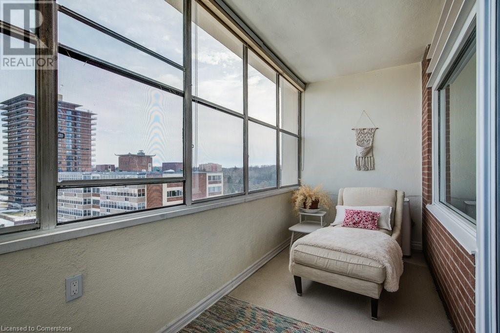 65 Westmount Road N Unit# 910, Waterloo, Ontario  N2L 5G6 - Photo 14 - 40737071