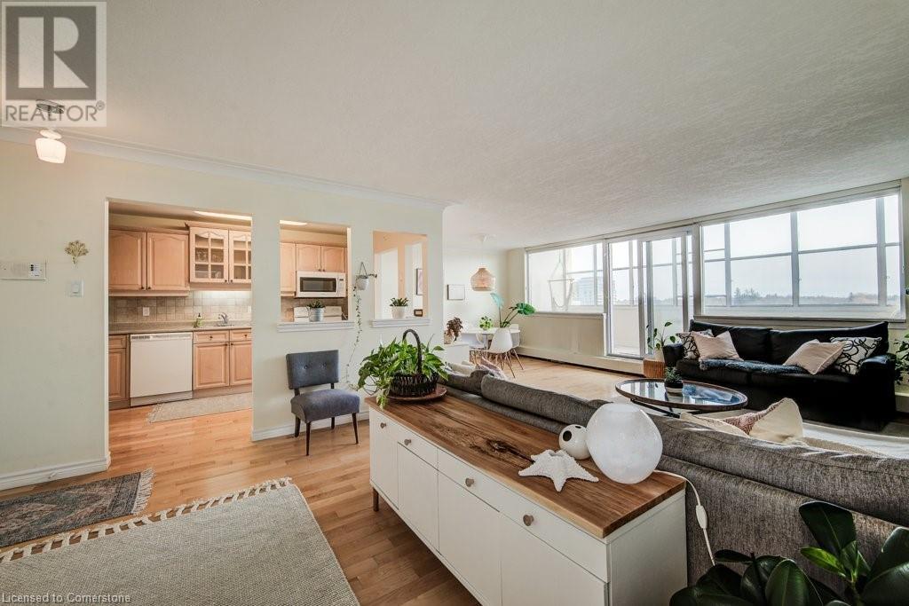 65 Westmount Road N Unit# 910, Waterloo, Ontario  N2L 5G6 - Photo 4 - 40737071