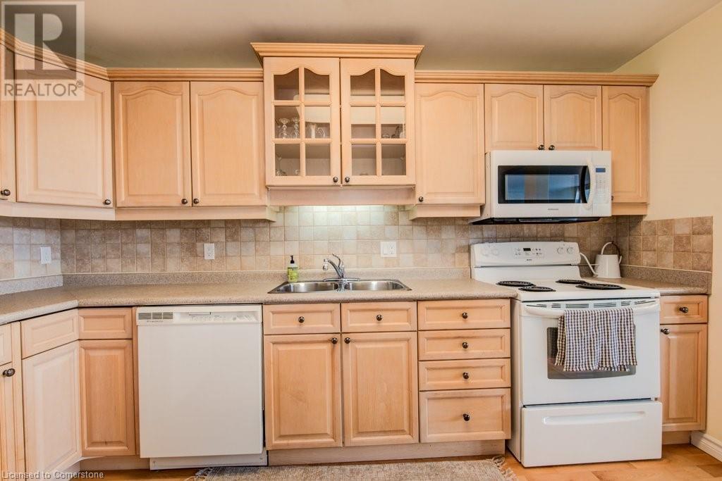 65 Westmount Road N Unit# 910, Waterloo, Ontario  N2L 5G6 - Photo 7 - 40737071