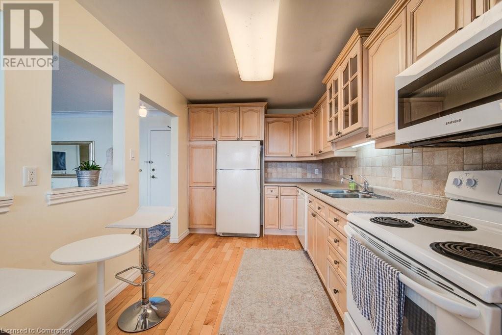 65 Westmount Road N Unit# 910, Waterloo, Ontario  N2L 5G6 - Photo 8 - 40737071