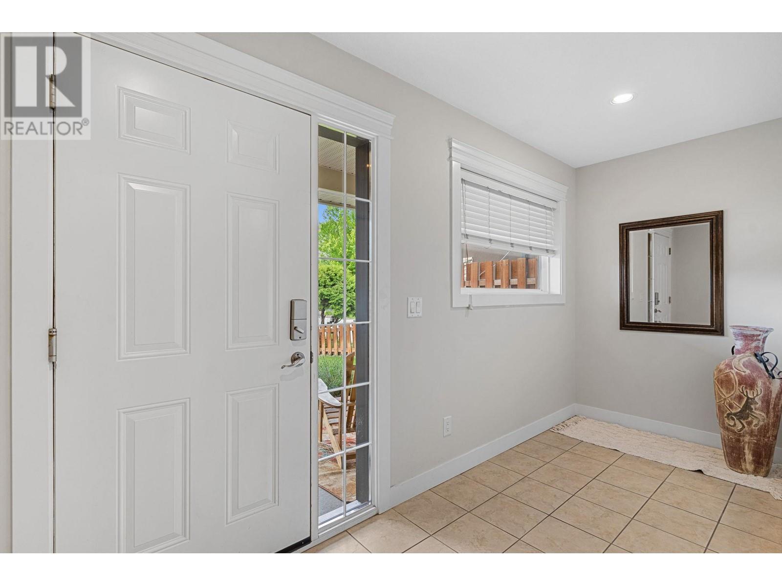2896 Bentley Road, West Kelowna, British Columbia  V4T 3B3 - Photo 9 - 10350754