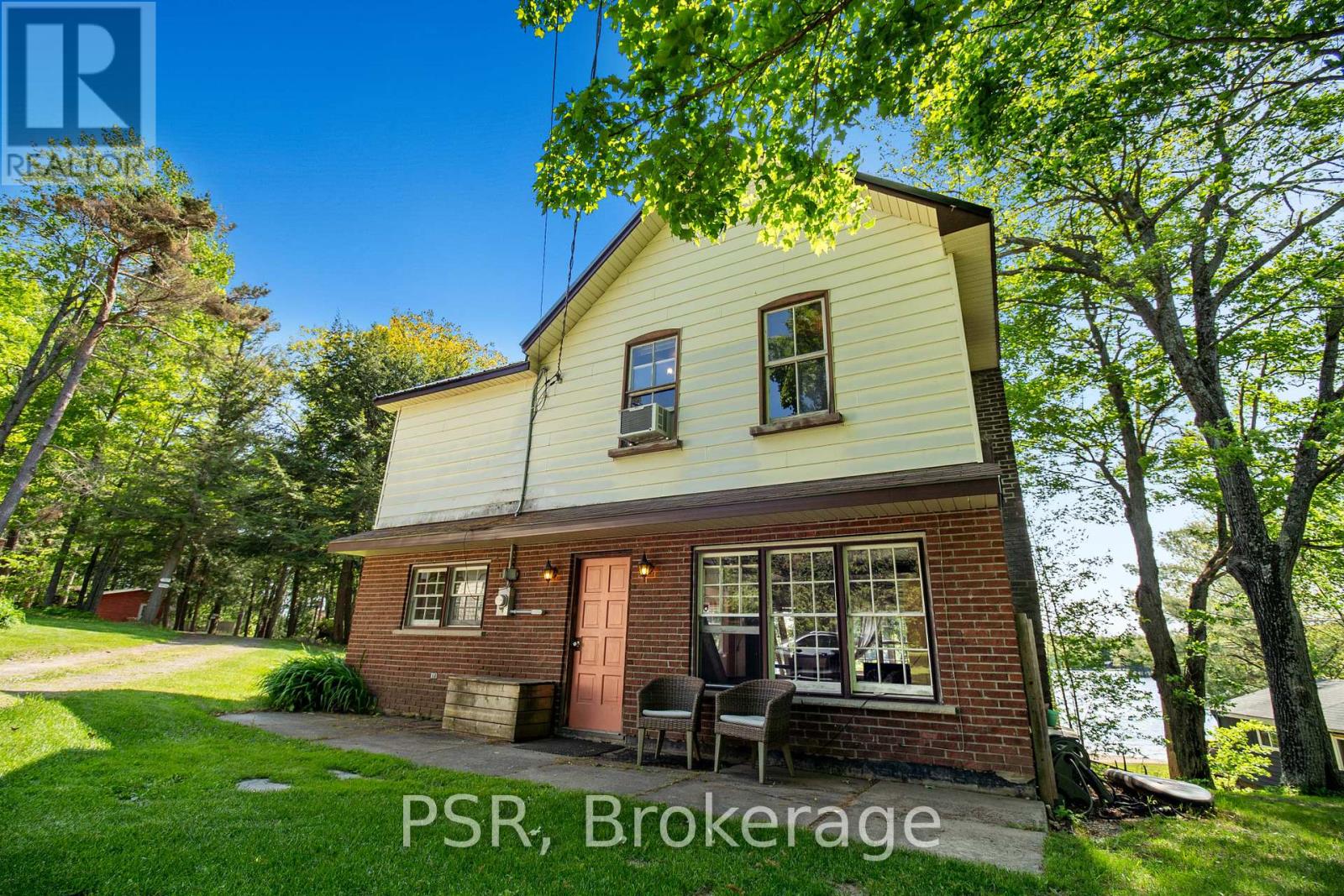 1113 Moon River Road, Muskoka Lakes, Ontario P0C 1A0 - Photo 14 - X12196985