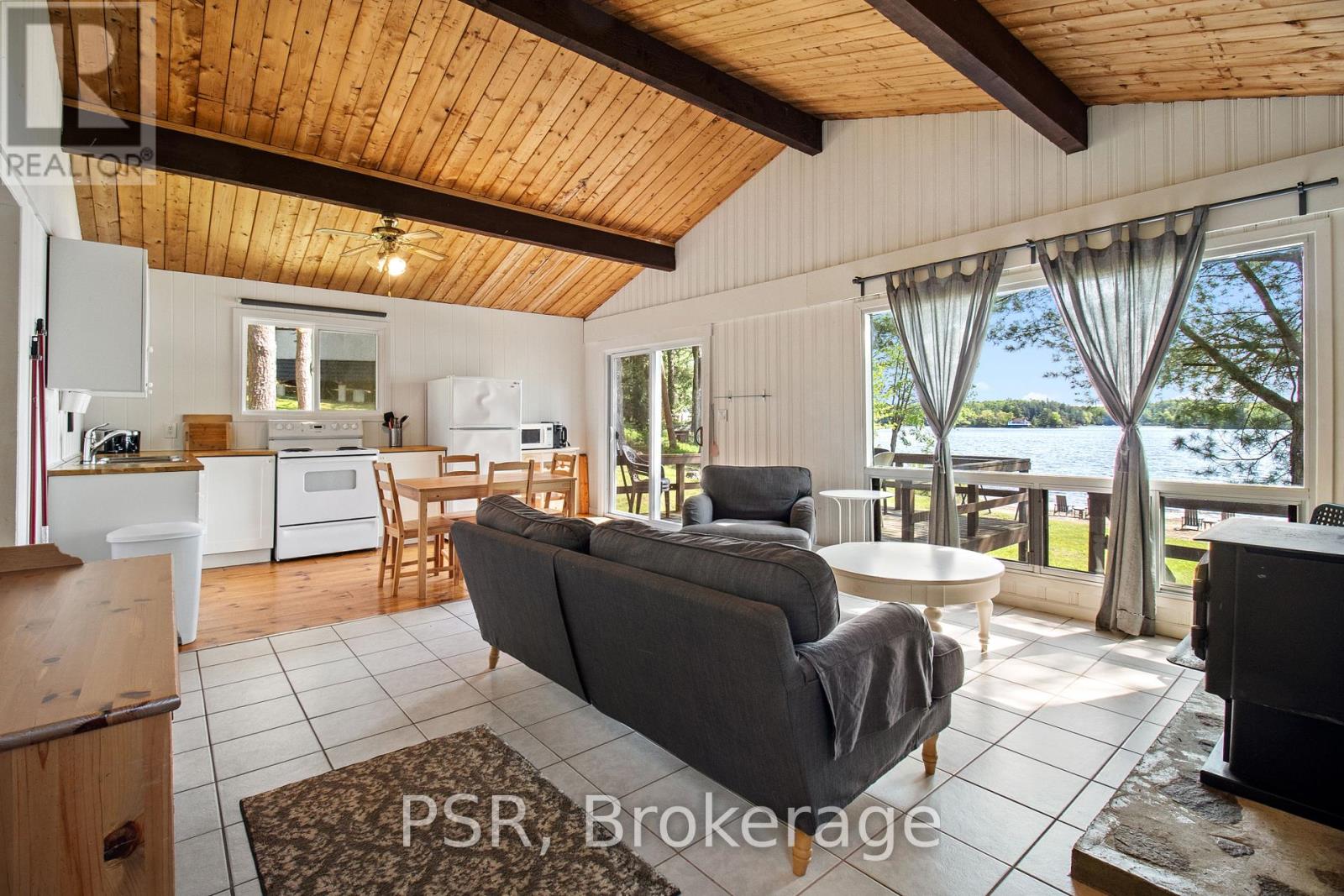 1113 Moon River Road, Muskoka Lakes, Ontario P0C 1A0 - Photo 26 - X12196985