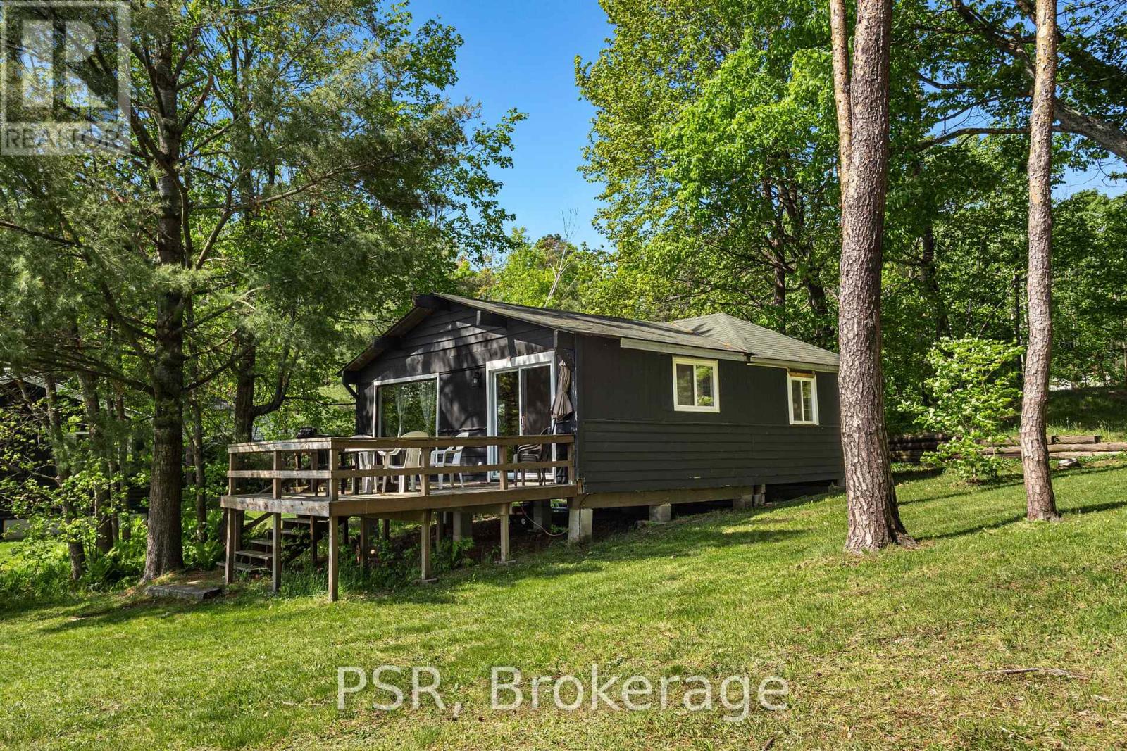 1113 Moon River Road, Muskoka Lakes, Ontario  P0C 1A0 - Photo 24 - X12196986