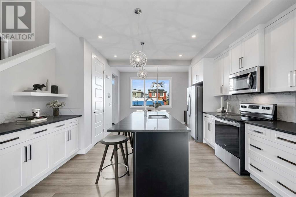 144 Crimson Ridge Place Nw, Calgary, Alberta  T3L 0K4 - Photo 4 - A2208172
