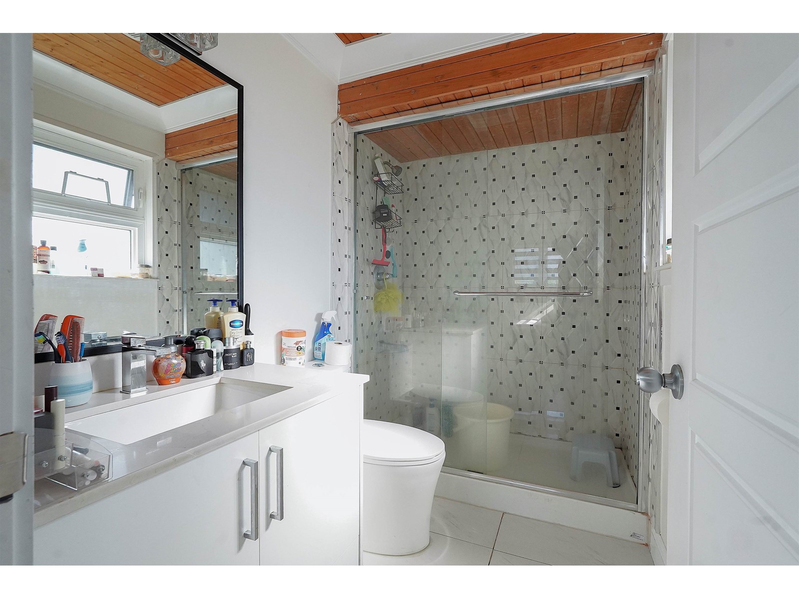 13076 64 Avenue, Surrey, British Columbia  V3W 1X7 - Photo 15 - R3010598