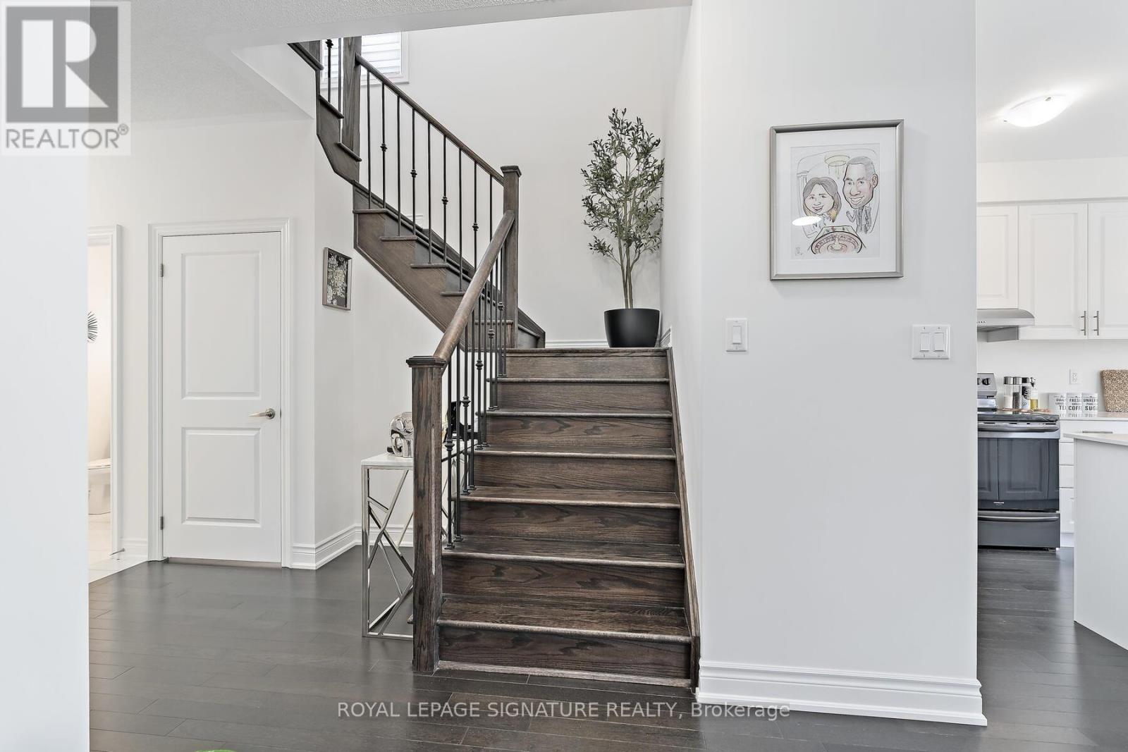 21 Vineyard Drive, Brampton, Ontario  L6Y 2A5 - Photo 20 - W12196910