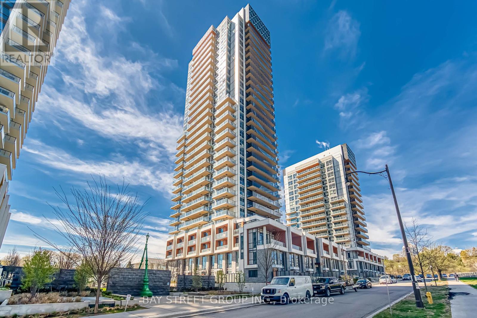 602 - 27 Mcmahon Drive, Toronto, Ontario  M2K 0J2 - Photo 1 - C12196997