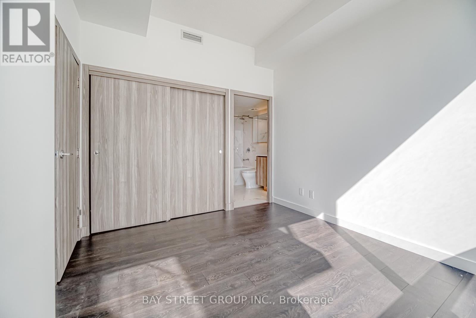 602 - 27 Mcmahon Drive, Toronto, Ontario  M2K 0J2 - Photo 17 - C12196997