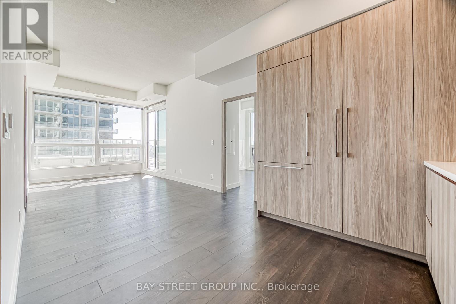 602 - 27 Mcmahon Drive, Toronto, Ontario  M2K 0J2 - Photo 8 - C12196997