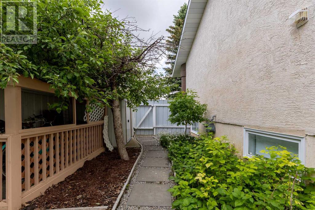 14 Mt Brazeau Road W, Lethbridge, Alberta  T1K 6L6 - Photo 41 - A2226372