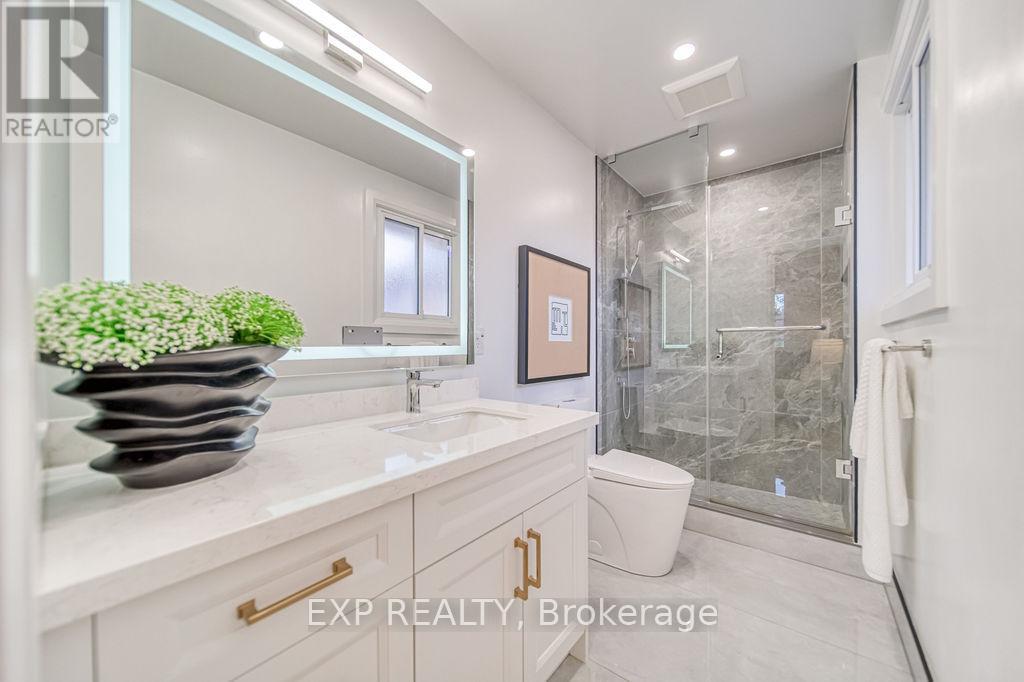 11 Lillian Avenue, Markham, Ontario  L3T 4N7 - Photo 22 - N12196953
