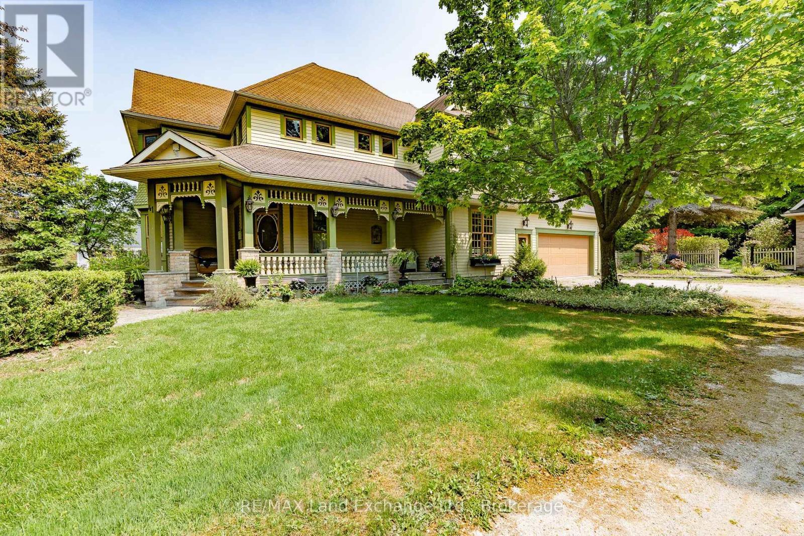 Property at 41 METCALF STREET image 4