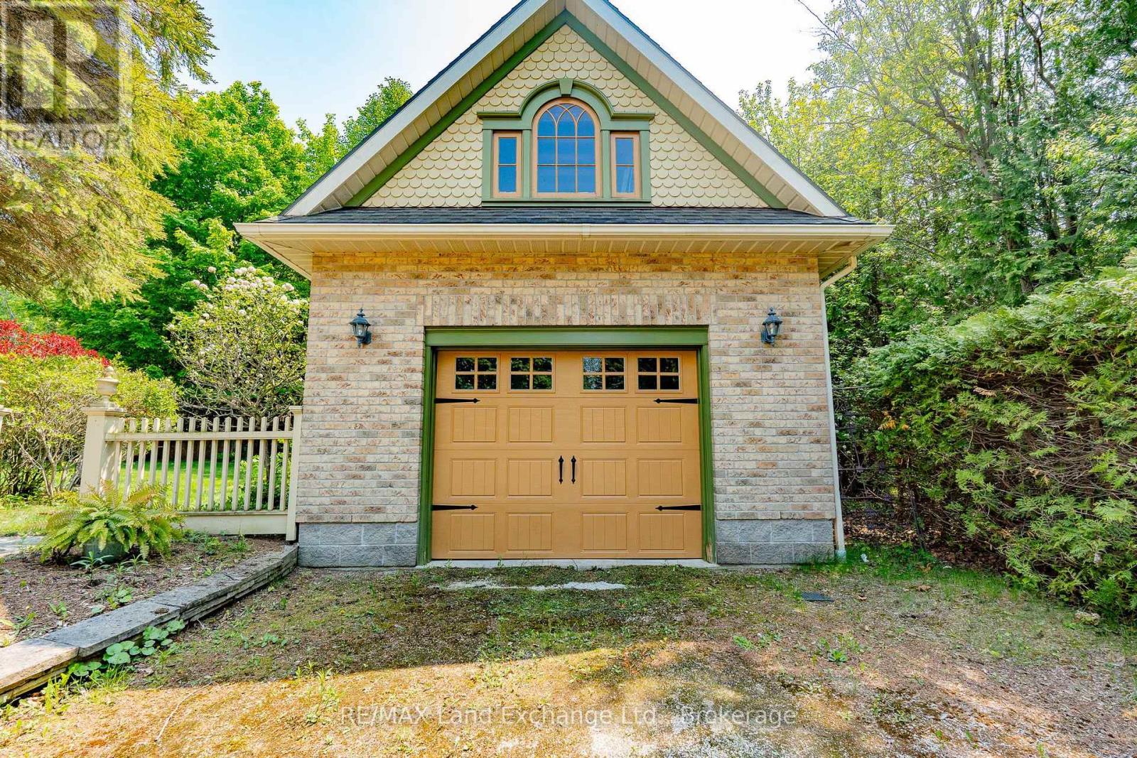 41 Metcalf Street, Saugeen Shores, Ontario  N0H 2L0 - Photo 42 - X12193235