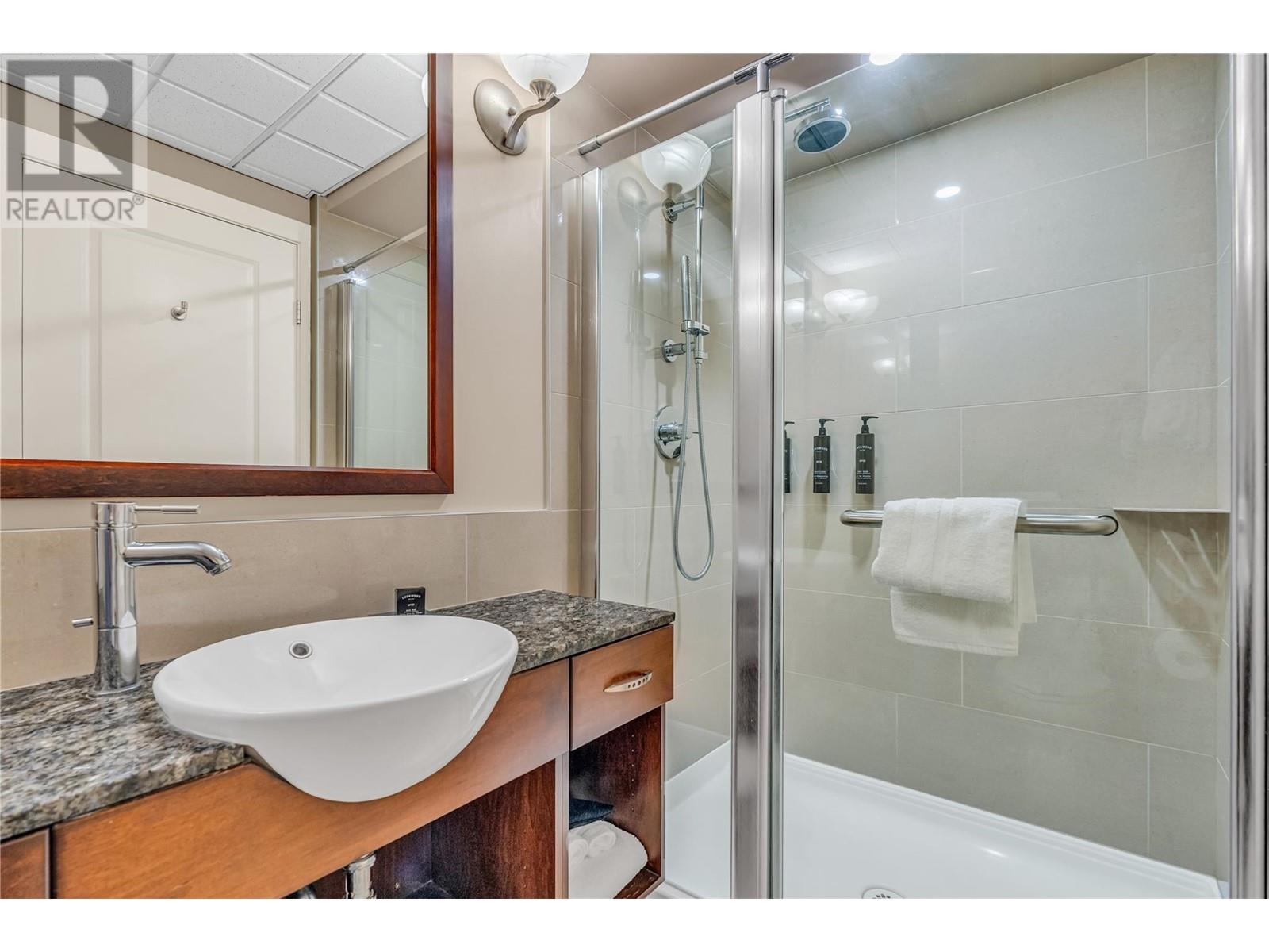 13011 Lakeshore Drive S Unit# 370, Summerland, British Columbia  V0H 1Z1 - Photo 8 - 10347494