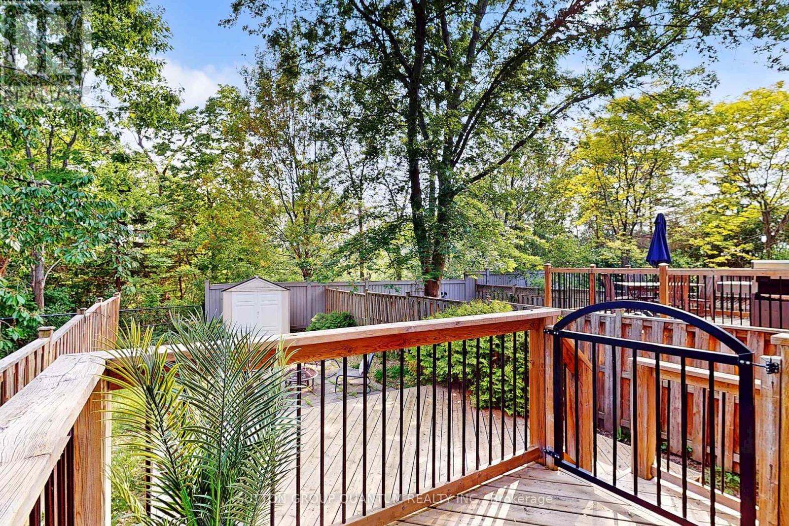 2469 Wooden Hill Circle, Oakville, Ontario  L6M 4E3 - Photo 24 - W12196983