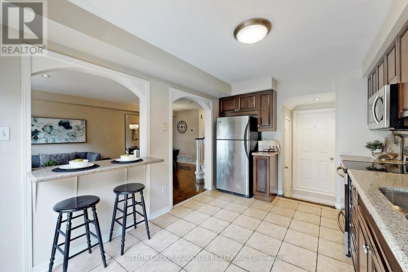 2469 Wooden Hill Circle, Oakville, Ontario  L6M 4E3 - Photo 8 - W12196983