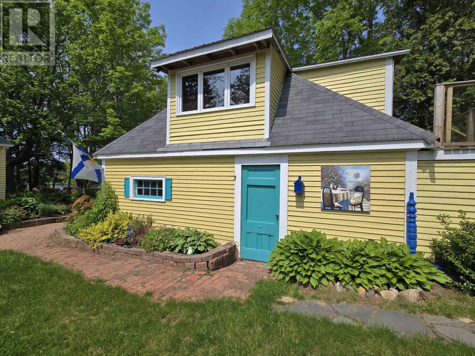 Property at 78 Shore Drive image 3