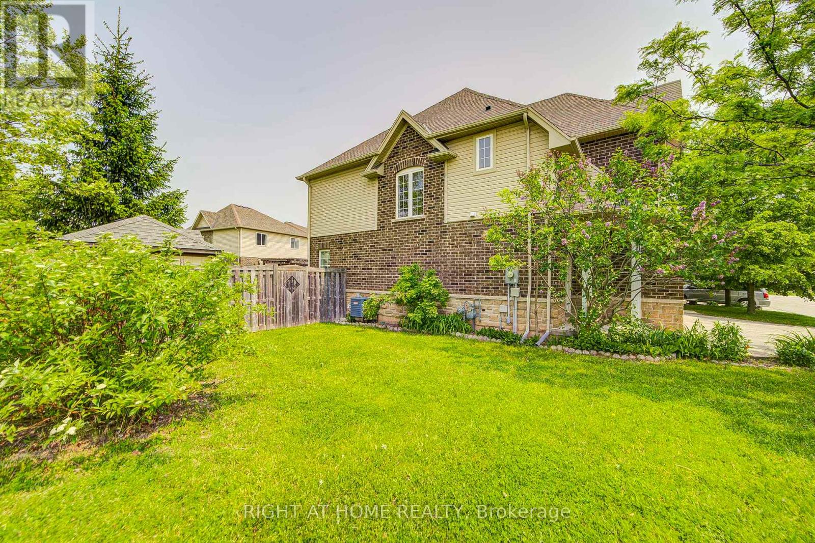 1 - 6 Atessa Drive, Hamilton, Ontario  L9B 0C6 - Photo 15 - X12196967