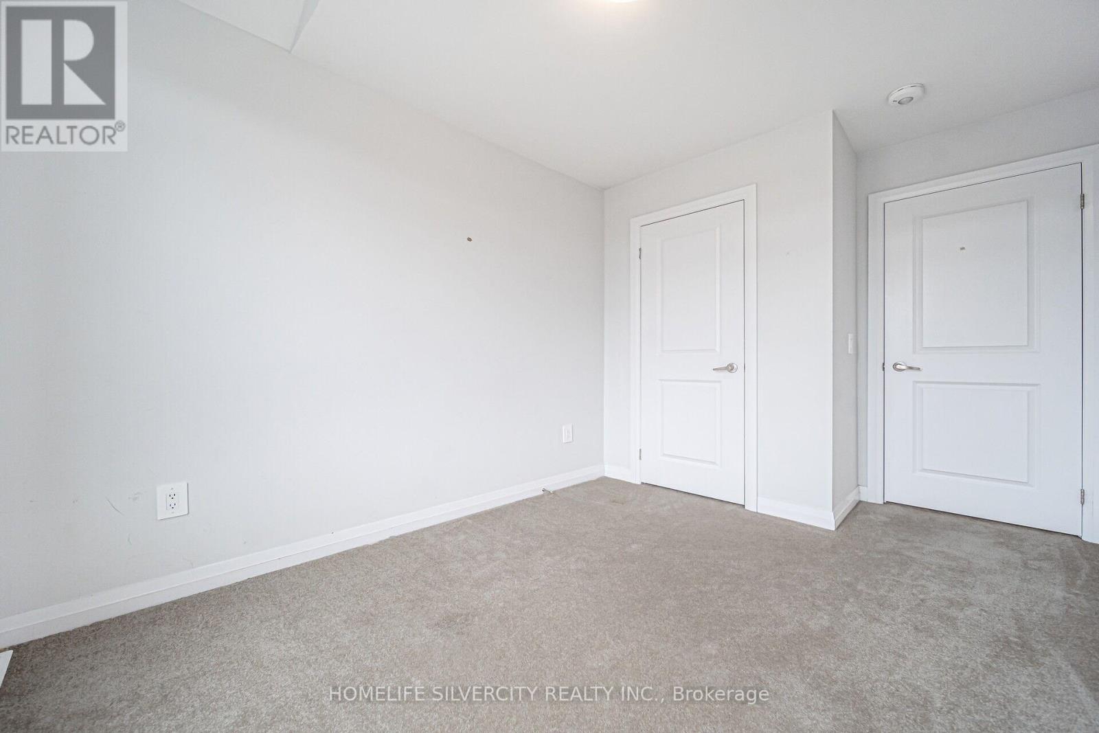 34 Keenan Street, Kawartha Lakes, Ontario  K9V 6C2 - Photo 40 - X12196990