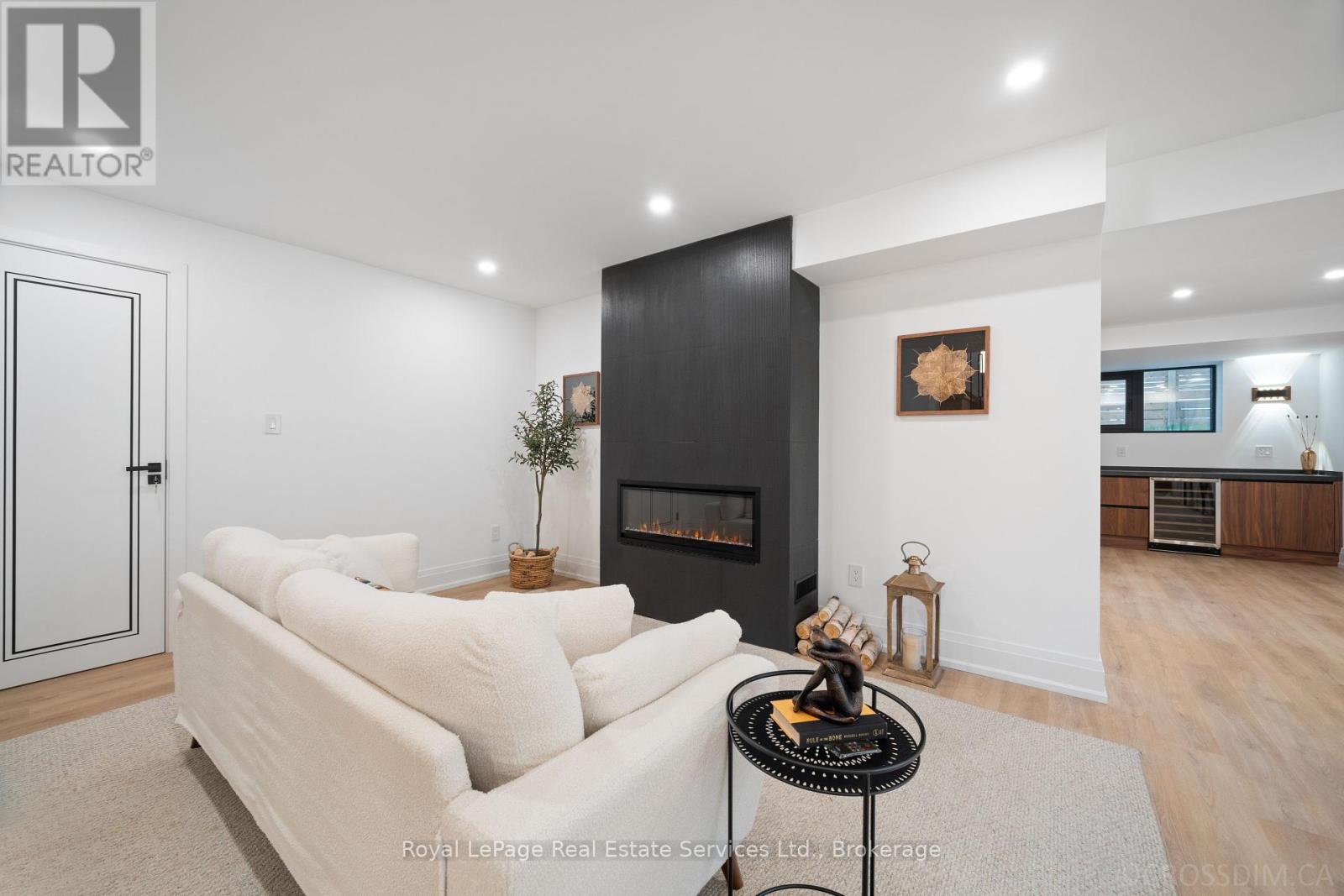 480 Scarsdale Crescent, Oakville, Ontario  L6L 3W7 - Photo 36 - W12197016