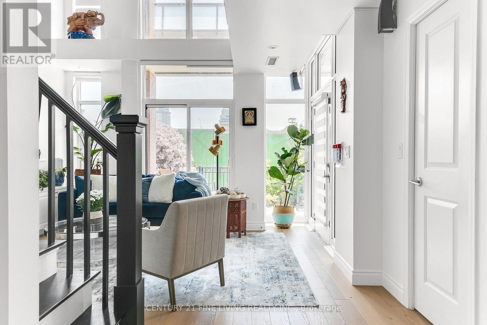 Th22 - 6 Pirandello Street, Toronto, Ontario  M6K 0B1 - Photo 6 - C12194121