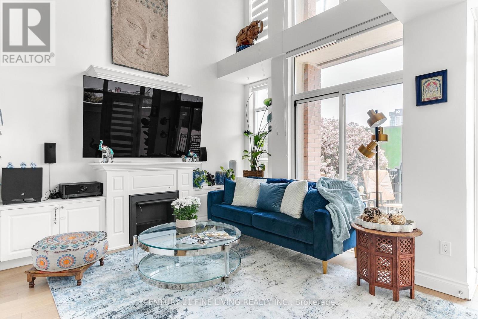 Th22 - 6 Pirandello Street, Toronto (Waterfront Communities), Ontario  M6K 0B1 - Photo 7 - C12194121