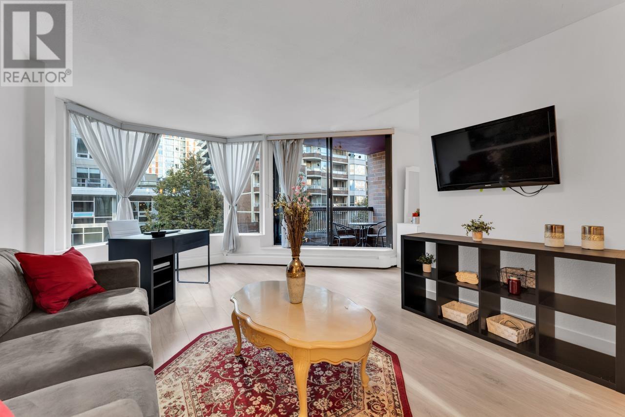 403 1333 HORNBY STREET, vancouver, British Columbia