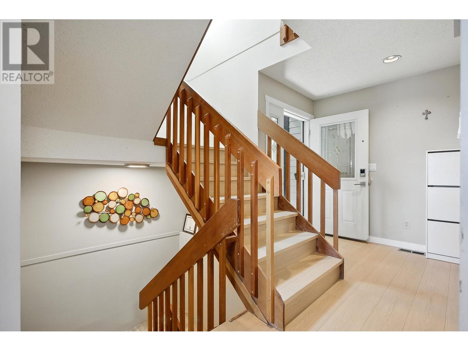 134 2721 Atlin Place, Coquitlam, British Columbia  V3C 5B1 - Photo 12 - R3011595