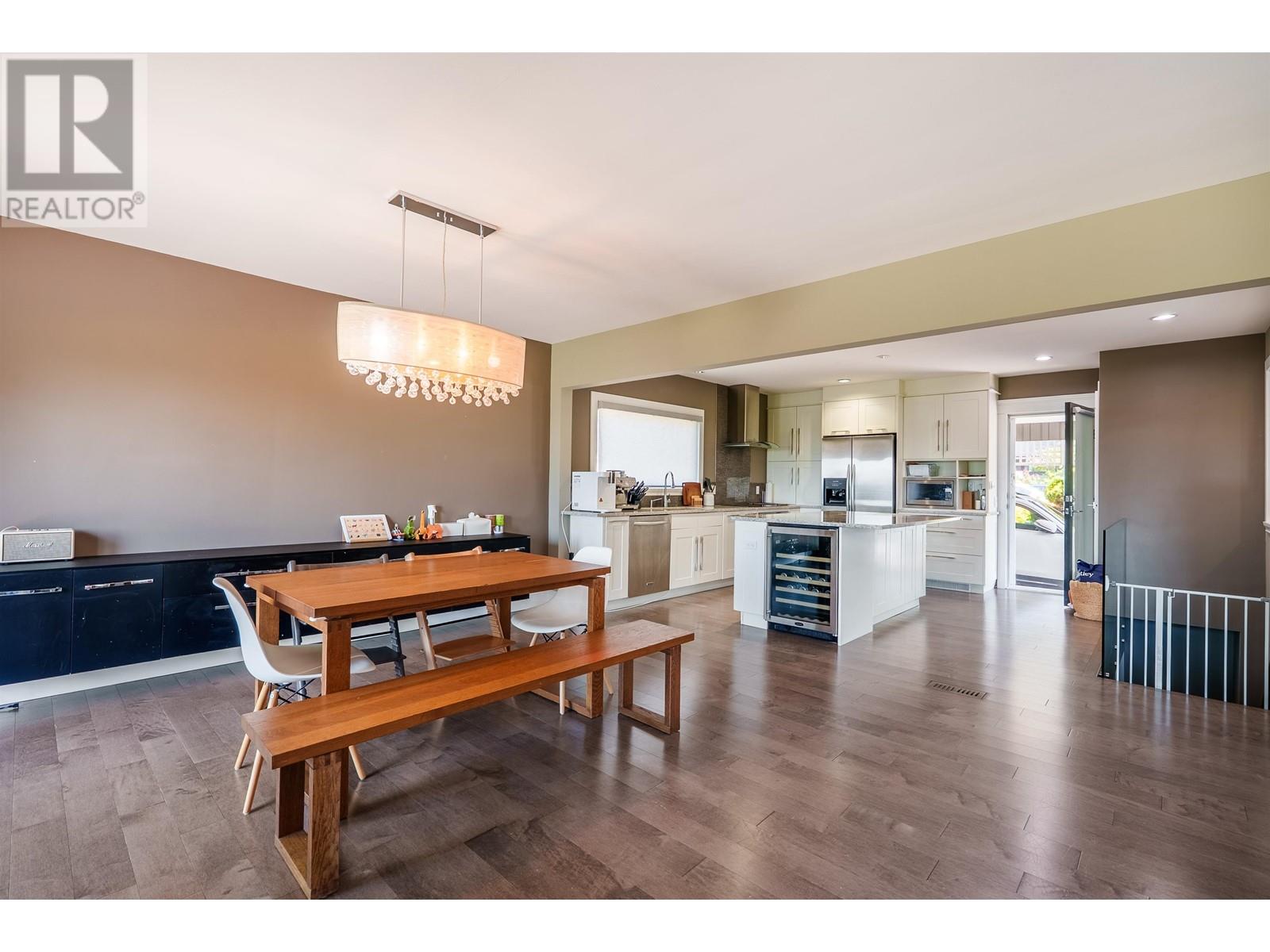 501 Saville Crescent, North Vancouver, British Columbia  V7N 3A9 - Photo 11 - R3011300