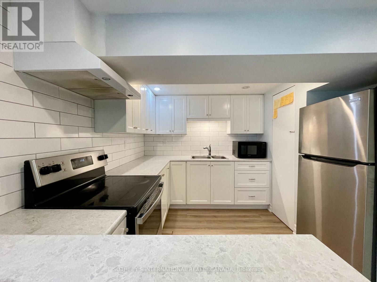 Lower Level - 4203 Wheelwright Crescent, Mississauga, Ontario  L5L 2X4 - Photo 5 - W12190251