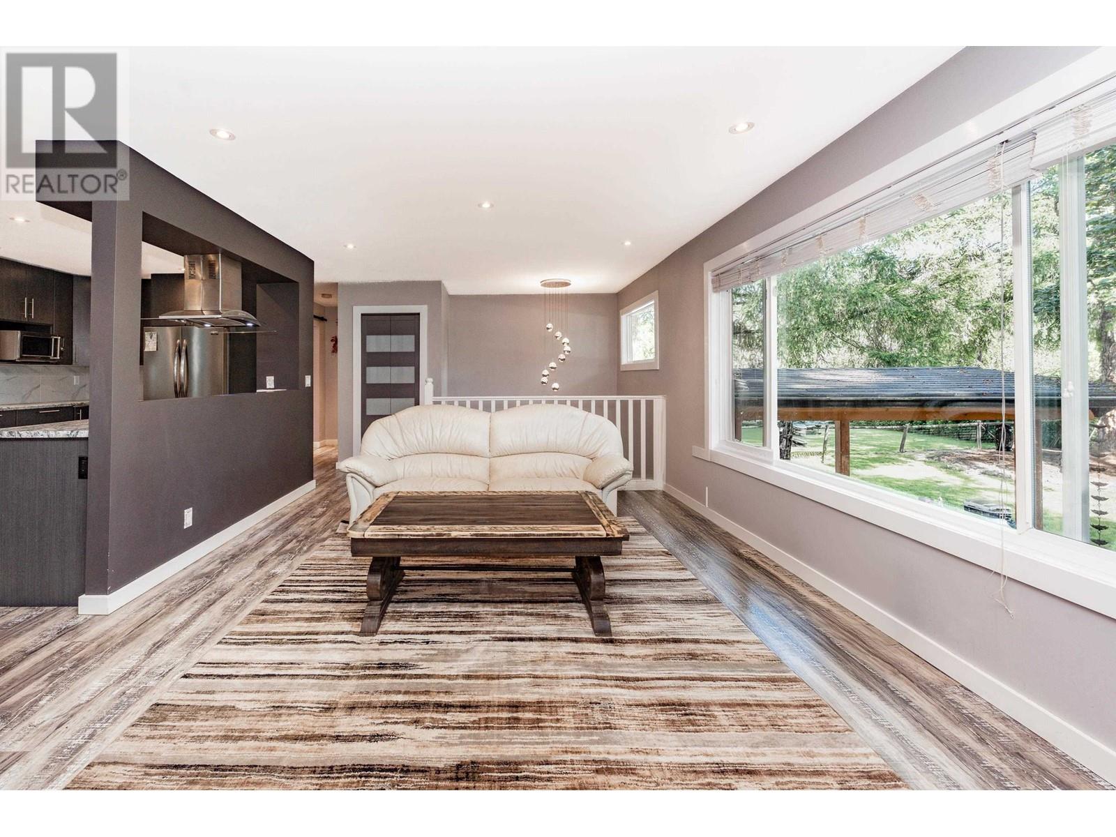 Property at 10069 276 STREET image 4