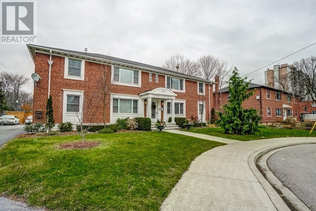 2123 Harris Crescent Unit# 2, Burlington, Ontario  L7R 1G3 - Photo 2 - 40736012